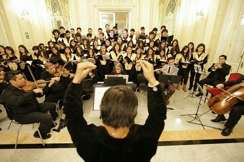 Conciertos de música clásica gratuitos todos los lunes en el Salón Dorado del Teatro Municipal de Lima