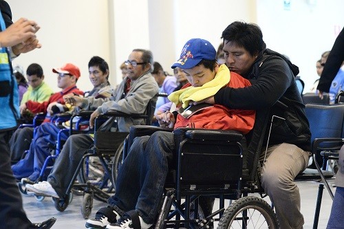 Alcalde de Ventanilla propone exonerar el pago de  50% de arbitrios para personas con discapacidad