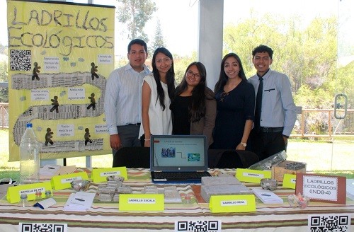 Universidad Católica San Pablo premió proyectos de reciclaje en Feria de Residuos Sólidos