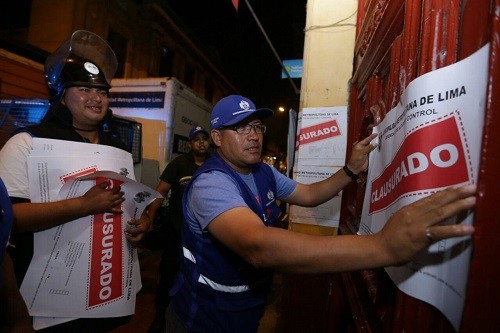Municipalidad de Lima clausura bares insalubres e inseguros