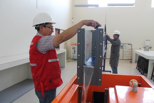 Universidad Católica San Pablo presenta nuevos laboratorios para mejorar la calidad de edificaciones