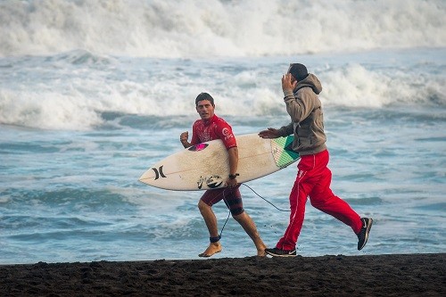 De Col y Correa cierran con un 1-2 en San Bartolo para el Team Hurley