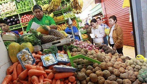 Precios al consumidor en Lima Metropolitana subieron 3,23% en el año 2016