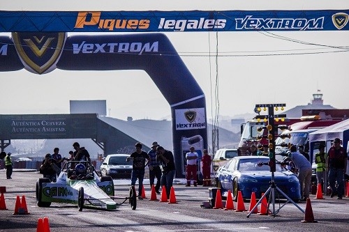 Los Piques Legales Vextrom gran aporte al deporte motor peruano
