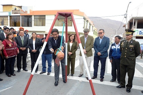 Arca Continental Lindley y Yura s.a. invertiran más de s/. 14 millones de soles en proyectos de saneamiento y transitabilidad en Arequipa Arca Continental Lindley y Yura s.a. invertiran más de s/. 14 millones de soles en proyectos de saneamiento y transitabilidad en Arequipa