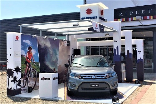 Suzuki atrae numerosos visitantes en el Boulevard de Asia