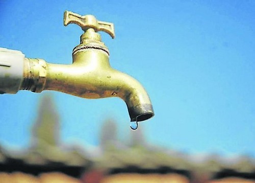 Restricción de agua potable en distritos de Lima Norte