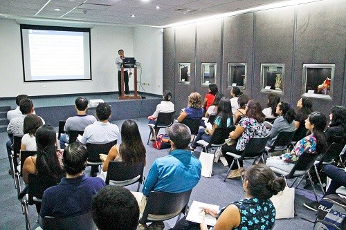 Emprendedores aprenden a formar negocios en el sector turismo