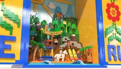 Inca Kola apoya a grupo de artistas para hacer realidad el primer retablo ayacuchano hecho con ladrillos de lego