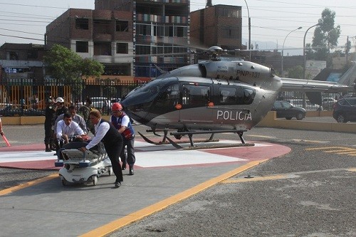 Minsa y Policía Aérea activan puente aéreo para trasladar a pacientes por huaicos