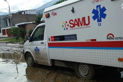 SAMU despliega 20 ambulancias por desbordes de ríos