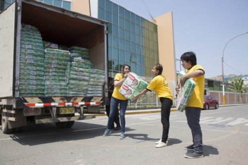 Kimberly-Clark dona productos a distrito de Puente Piedra