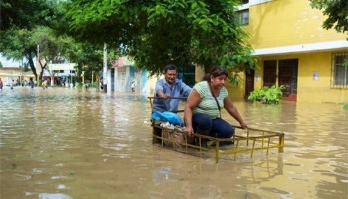 Cuatro muertos a medida que Piura se inunda por las lluvias