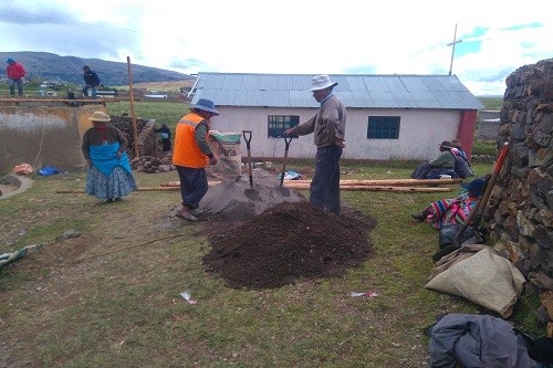 Calidad de vida de población en zonas de friaje en Puno mejorará gracias a construcción de ambientes térmicos