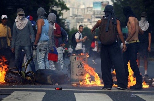 Venezuela: Aumenta el número de muertos tras nuevas protestas contra el gobierno