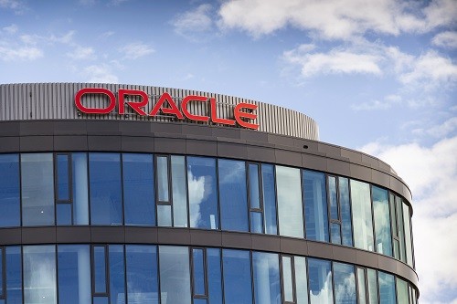 Oracle adquiere Moat