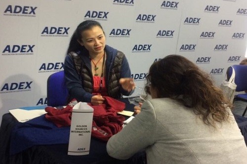 Estados Unidos, Canadá, Argentina y Ecuador buscan cerrar negocios con empresarios textiles peruanos Estados Unidos, Canadá, Argentina y Ecuador buscan cerrar negocios con empresarios textiles peruanos