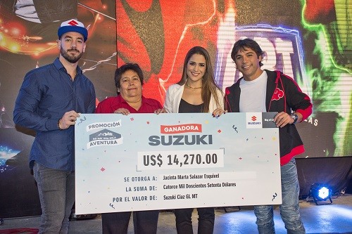 Ganadora de No hay una sola aventura recibió cheque por 14,270 dólares