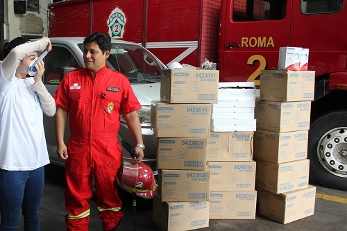 Kimberly-Clark dona más de 4 mil productos de protección a los bomberos