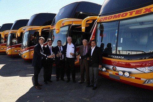 Divemotor entrega flota de 10 buses Mercedes-Benz a empresa de transportes Cromotex