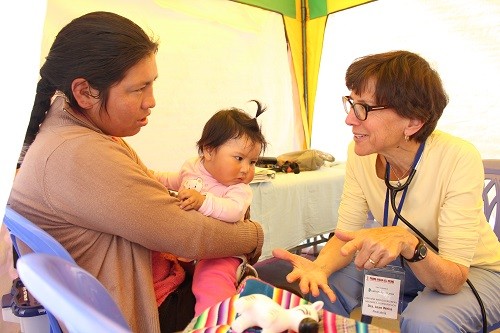 Pobladores de Huancavelica recibieron atención especializada en campaña médica gratuita