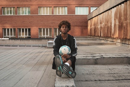 Creativos jóvenes de los Tango Squad se apoderan del centro de entrenamiento del Real Madrid en la nueva campaña de adidas