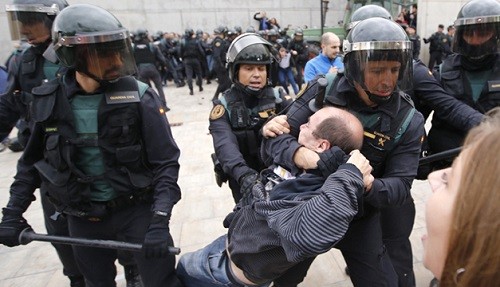 ONU pide a España se investigue la violencia en el referéndum