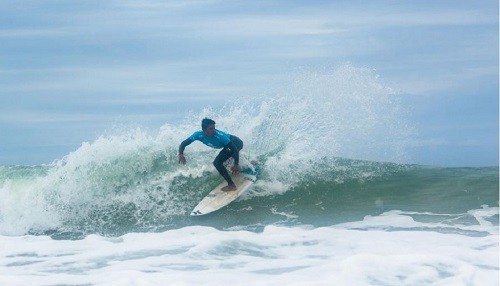 Guerrero clasifica al Mundial Junior de Surf