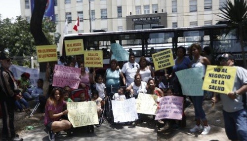 Pacientes con enfermedades raras en peligro de muerte por no recibir medicamentos