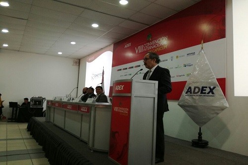 Anuncian lanzamiento de plan de desarrollo para mejorar competitividad de capsicum