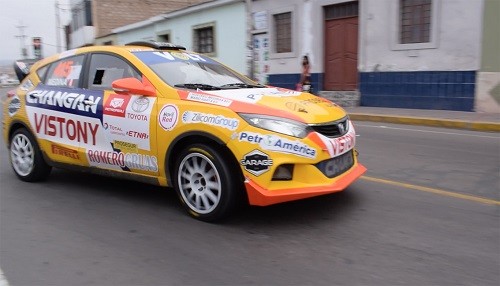 Changan Rally Team y Mario Hart completaron primera etapa de Caminos del Inca