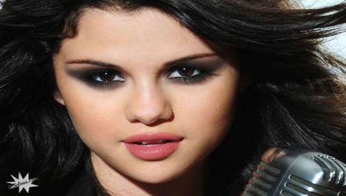 Selena Gómez compite con 'Harry Potter'