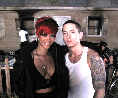 Rihanna y Eminem cantaron a dúo en el V Festival 2011 de Inglaterra