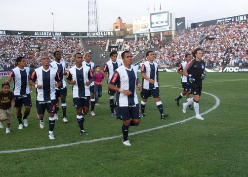Alianza Lima derrotó por 1-0 a Cienciano