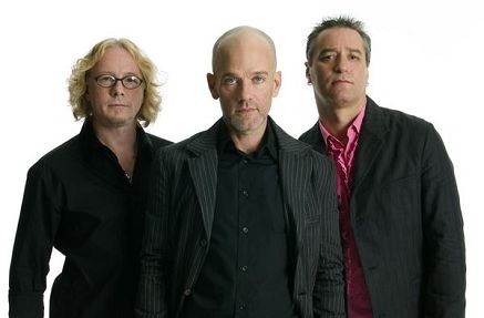 La banda R.E.M. anunció la desintegración de la banda luego de 31 años