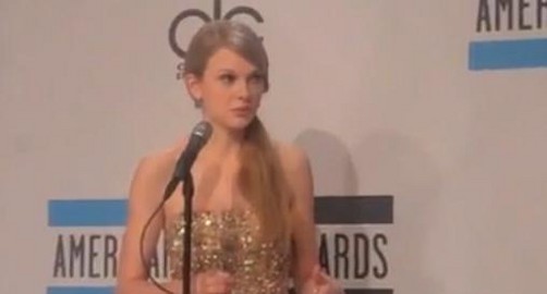 Taylor Swift la gran ganadora de los American Music Awards 2011