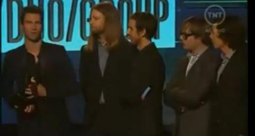 Maroon 5 ganan su primer premio American Music Awards