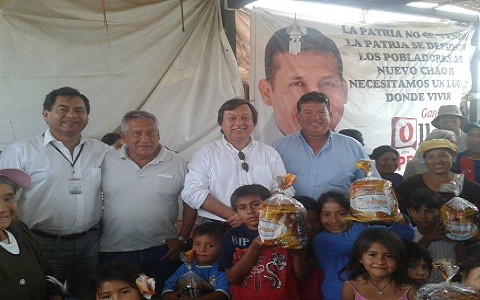 Congresista Roberto Angulo celebró Navidad en La Libertad