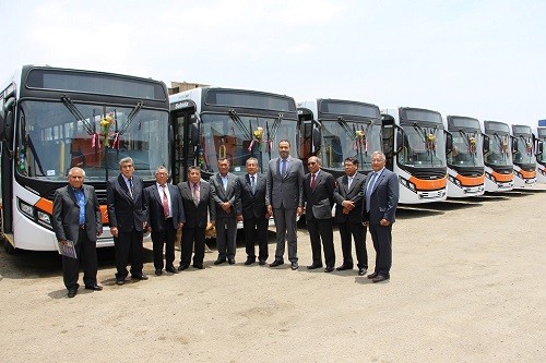 Divemotor entrega flota de 30 buses Mercedes-Benz a empresa de Transportes y Servicios Salvador