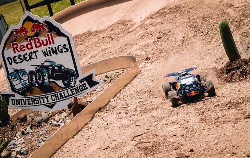 Se empieza a vivir el Rally Dakar con el Red Bull Desert Wings University Challenge