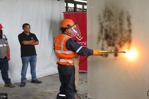 El Sistema Drywall Eternit pasa prueba y muestra su alta resistencia al fuego