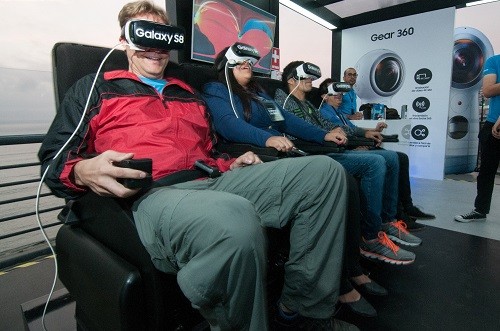 Samsung inaugura un nuevo centro de experiencia Galaxy Studio en Larcomar