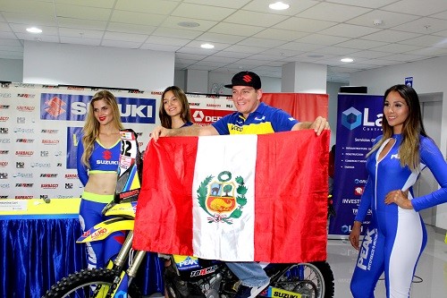 Suzuki y su piloto Roberto Vecco listos para el Dakar 2018