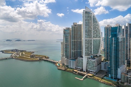 Trump International Hotel & Tower Panama recibe el reconocimiento 2017 Guest Review Awards De Booking.Com