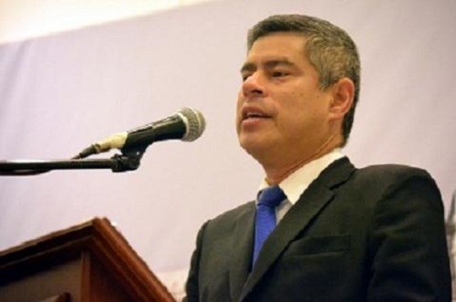 Presidente del congreso fija posición ante gobierno de Maduro