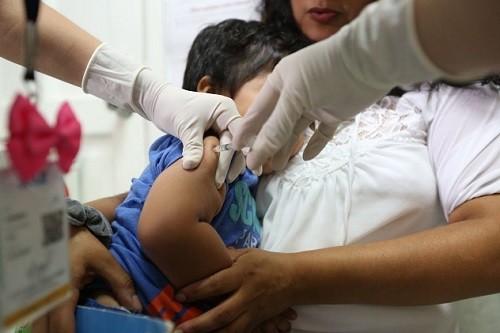 Se dio inicio a la vacunación gratuita contra la varicela