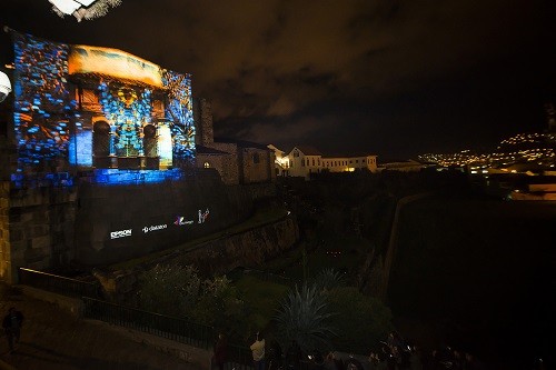 Más de 5.000 mil personas disfrutaron en Cusco del espectáculo artístico brindado por Epson
