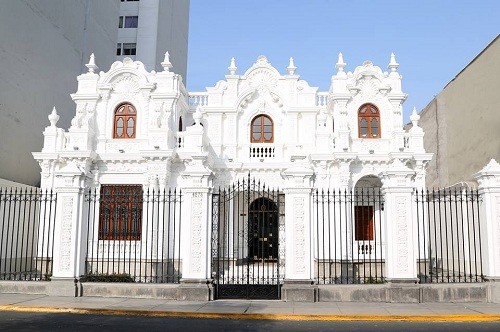 Miraflores presenta la restaurada Casa Suárez