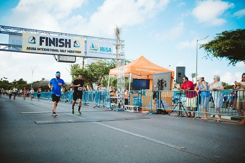 Aruba realiza por primera vez la Maratón Internacional KLM