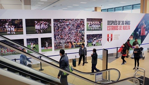 Exhibición fotográfica del Jorge Chávez rinde homenaje a la selección peruana de fútbol